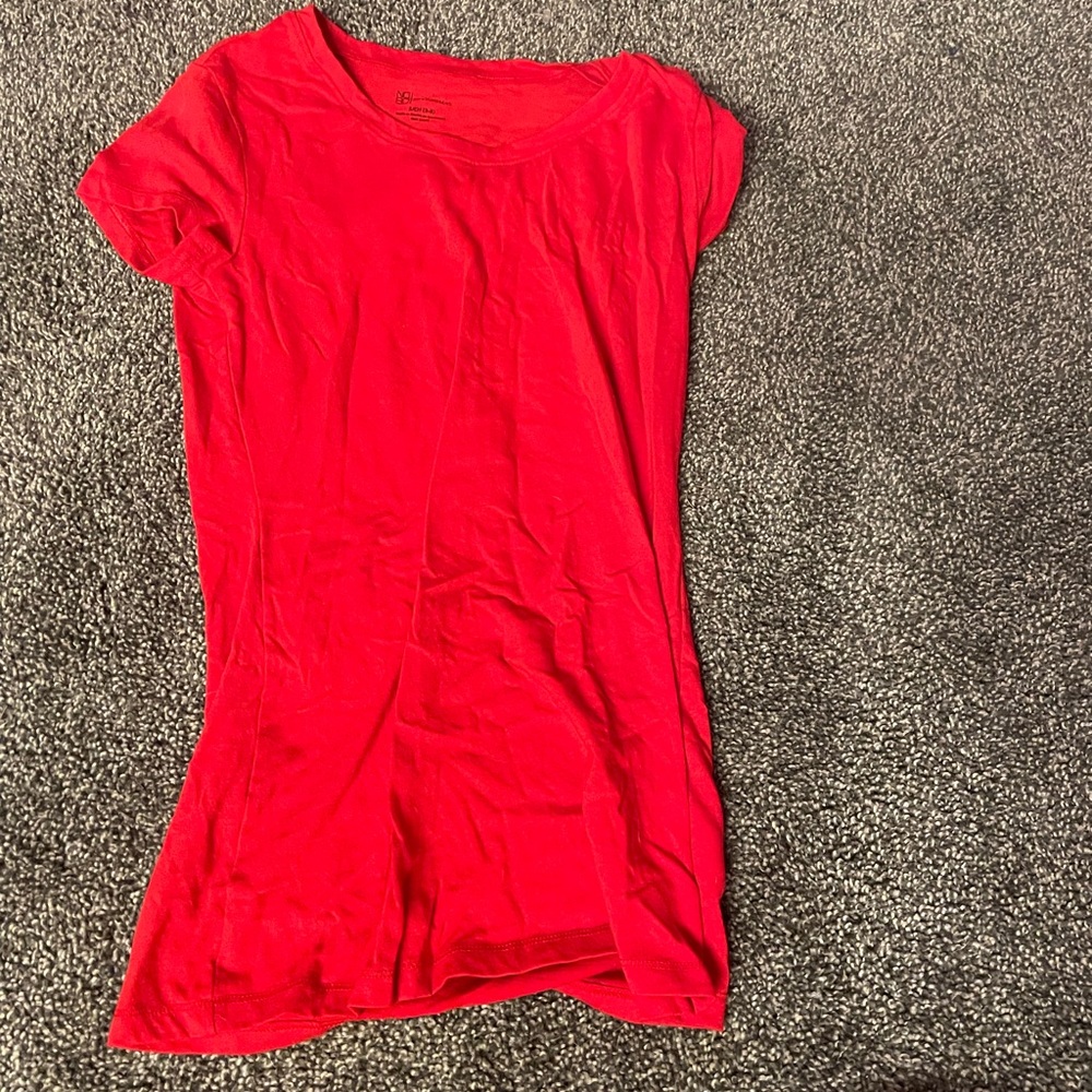 Red t-shirt